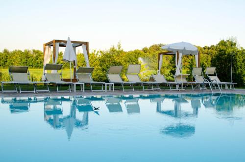 Ponti sul Mincio Hotel | Discover Relais Corte Cavalli: Oceanfront Getaway with Spa