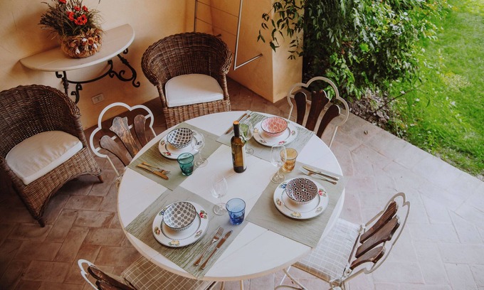 Puegnago del Garda Apartment | Enchanting Ocean View Apartment at Relais de Charme