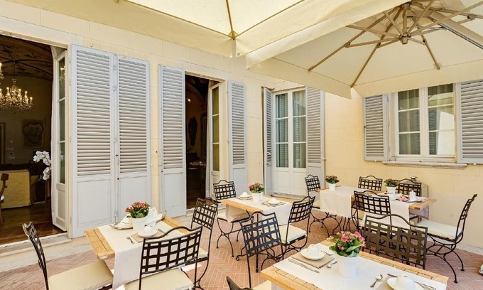 Siena Historical Center Bed & Breakfast | Elegant Stay at Relais degli Angeli Residenza d'Epoca