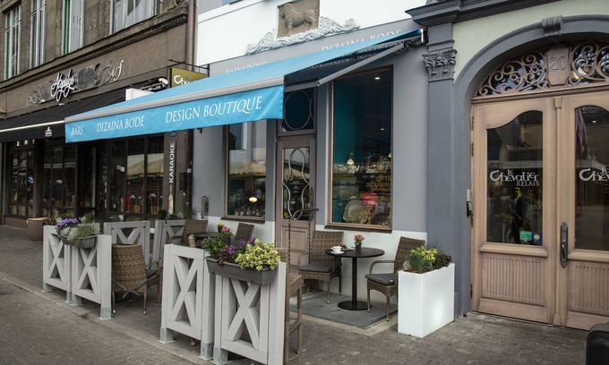 Old Town Hotel | Elegant Relais Le Chevalier: 4-Star Stay with Breakfast