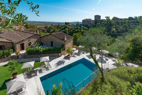 Stigliano Hotel | Relax at Relais Le Macine Di Stigliano with Ocean Views
