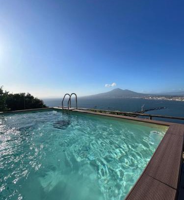 Castellammare di Stabia Hotel | Relax at Relais Manfredi with Oceanfront Views & Pool