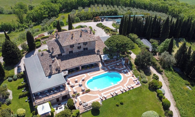 Collevalenza House | Exceptional Stay at Relais Todini with Spa & Ocean Views