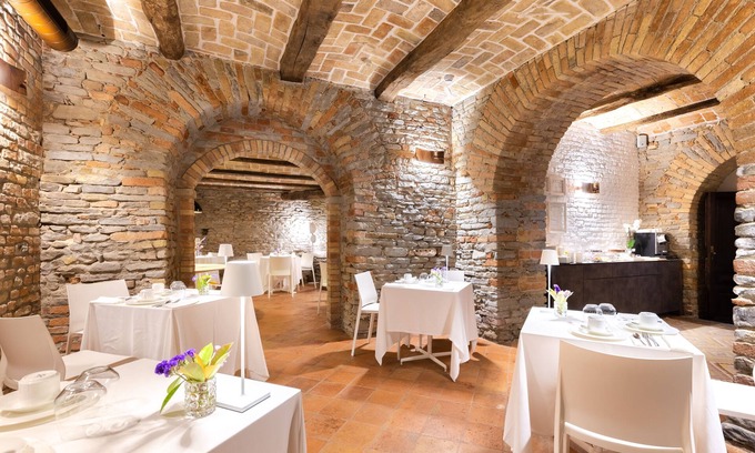 Canelli House | Unforgettable Stay at Relais Villa del Borgo - Top Rated 10/10