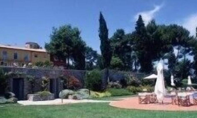 Gradara Hotel | Elegant Stay at Relais Villa Matarazzo - 4-Star Comfort