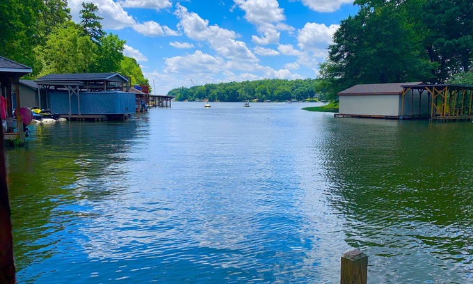 Mount Gilead House | Discover Lake Fun and Relaxation in a 4 Bedroom Retreat