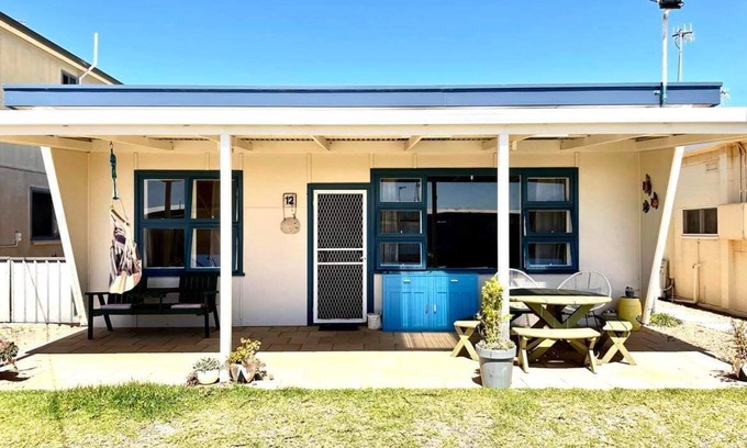 Tumby Bay House | Unwind and Explore Tumby Bay: Top-Rated Oceanfront Retreat