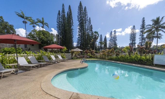 Princeville Hotel | Relax and Unwind: Enjoy Poolside Bliss with Free Parking