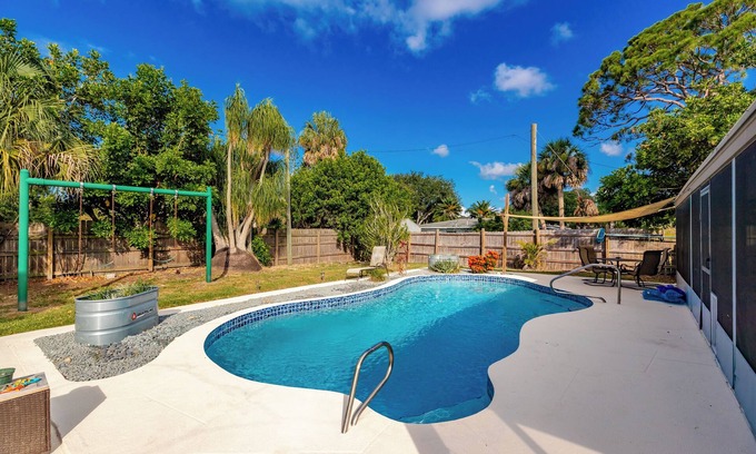 Sebastian Highlands House | Relax in a 2 BR Apt with Private Heated Pool & Ocean View