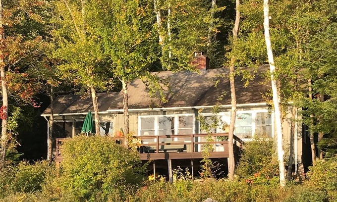 Peacham Cottage | Experience Tranquility at Lakeside Camp in Northern Vermont
