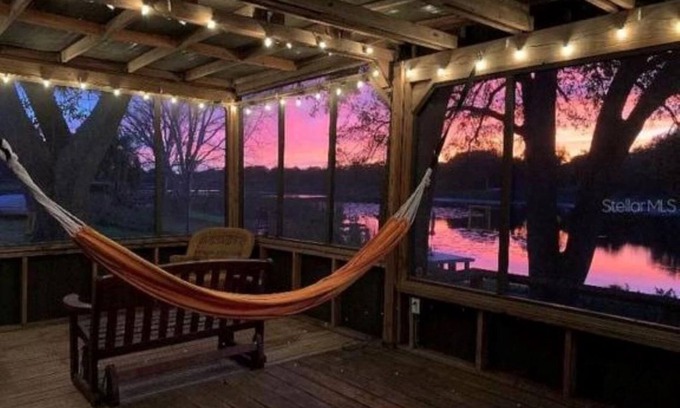 Lockhart House | Serene Escape with Breathtaking Lake Views