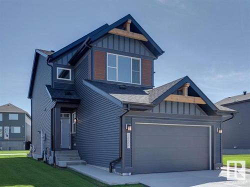 Southeast Edmonton House | Relax at The Hills at Ellerslie