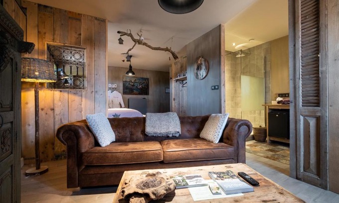 Termien Bed & Breakfast | Serene Retreat at Lavendine Pure: Oceanfront Bliss Awaits