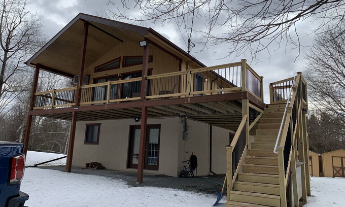 Greentown House | Tranquil Escape by the Lake with Pool & Pet-Friendly Amenities