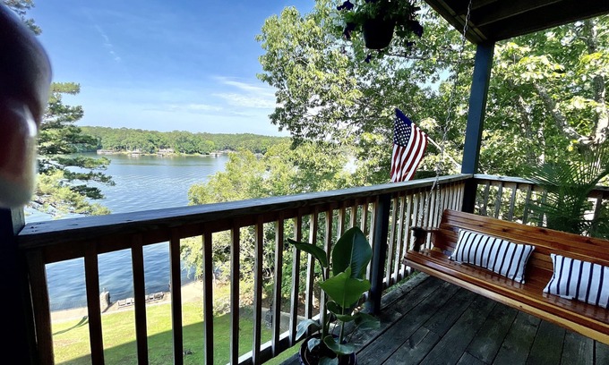 Mid America Condo | Experience Beautiful Sunsets with Premium Boating Packages