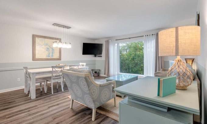 Isle of Palms Condo | Idyllic Oceanfront Wild Dunes Condo with Top Amenities