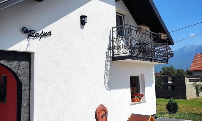 Korenica Villa | Discover Relax Home Rajna: Family and Pet-Friendly Retreat