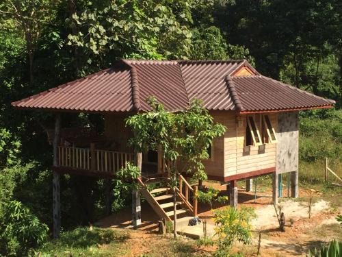Ranong Resort | Relax House: Scenic Sunset Views & Family-Friendly Amenities