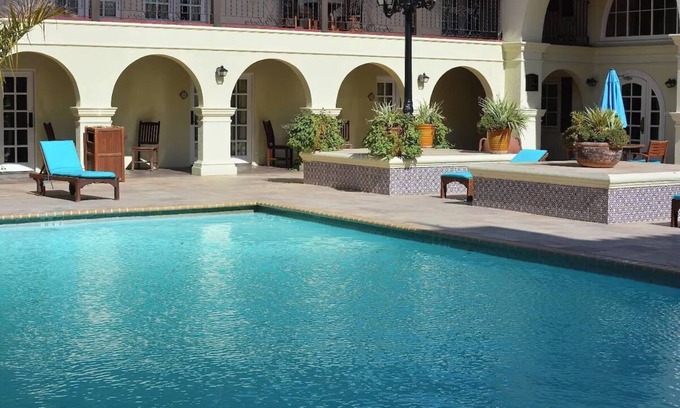 Western Division Hotel | Relax in a Modern Room w/Pool Access & Scenic Views of Historic Laredo
