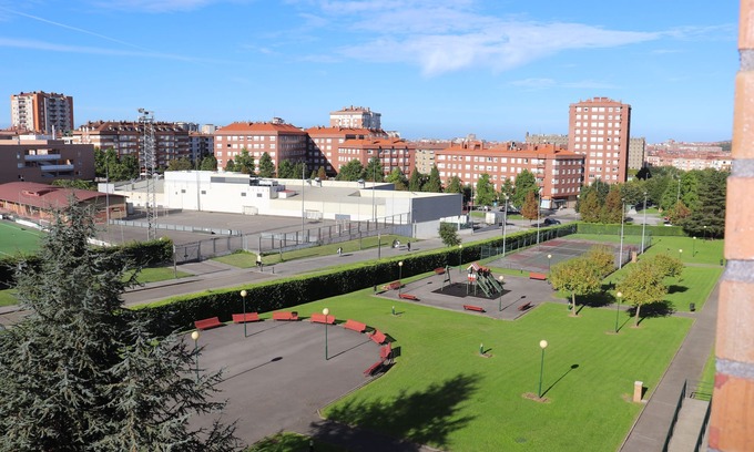Distrito Sur Apartment | Unwind in Gijon: Oceanfront Comfort and Scenic Views
