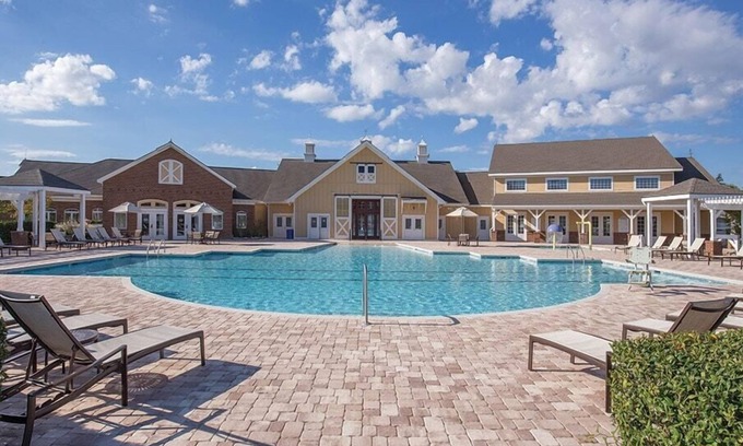 Williamsburg Condo | Historic Williamsburg 2 Bedroom with Pool and Spa Access