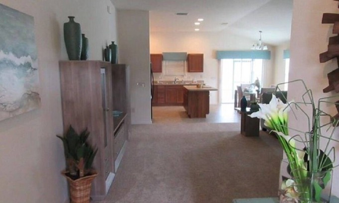 Fruitland Park House | Unwind at The Village of Pine Hills with Pool & Spa