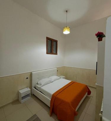 Naples Bed & Breakfast | Relax in a Cozy Suite with Hot Tub & Breakfast Included