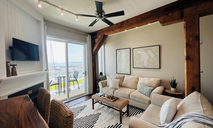 Charlevoix Condo | Exceptional Condo Retreat Overlooking Lake Charlevoix