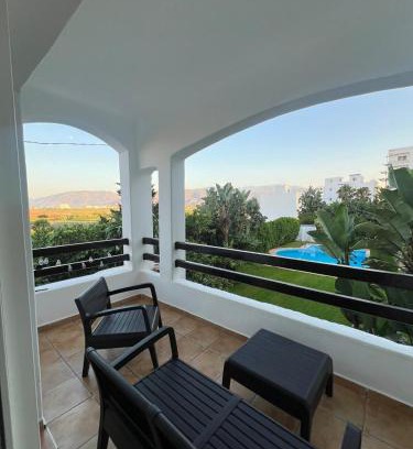 Oued Laou Apartment | Relax Island: Family-Friendly Retreat with Pool Access
