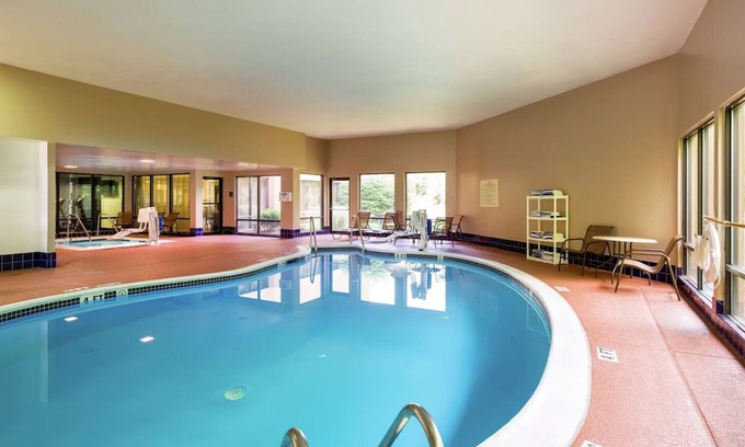 Selinsgrove Hotel | Cozy Riverfront Retreat - Ideal Shamokin Countryside Stay