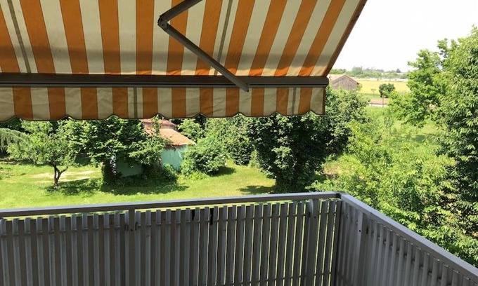 Udine Apartment | Relax in Udine with Convenient Parking Options