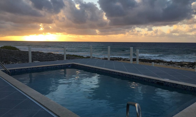 West End House | Relax by the Pool at Villa Villekulla - Guest Rated 10/10