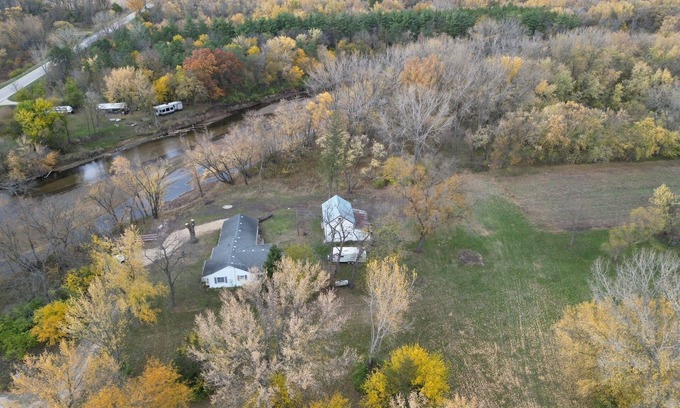 Janesville House | Relax Riverside: Renovated 3BR Home on Scenic Acreage