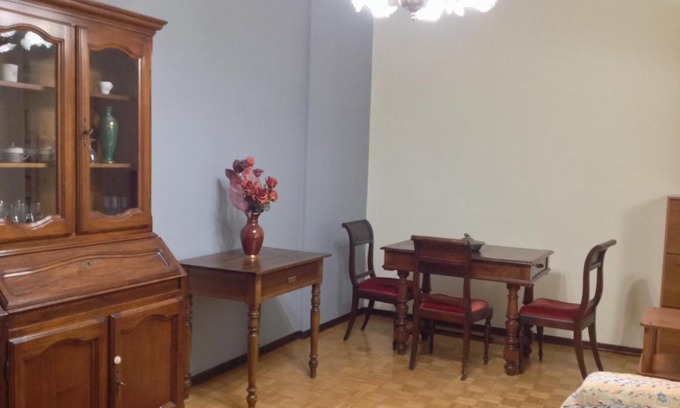 Rione San Maurizio Apartment | Unwind at Our Pet-Friendly Retreat with Breakfast Included