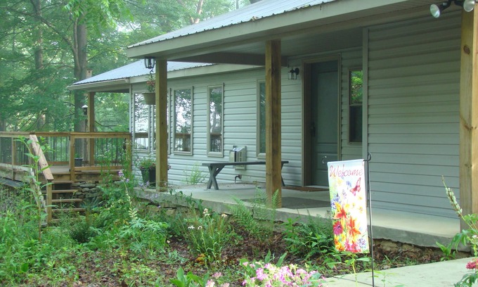 Fort Hill Cottage | Peaceful Retreat Near GAP Trail and Fallingwater
