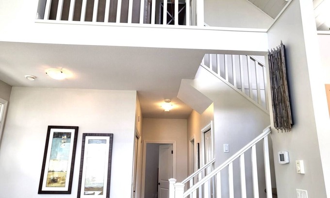 Okanagan-Similkameen House | Location Cottage: Steps from Pools and Scenic Views