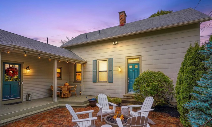Merion Village Cottage | Discover Your Ideal German Village Getaway with Hot Tub