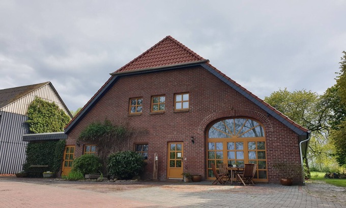 Jaderaltendeich Other | Relaxing Getaway on a Historic Farm with Pool & Breakfast