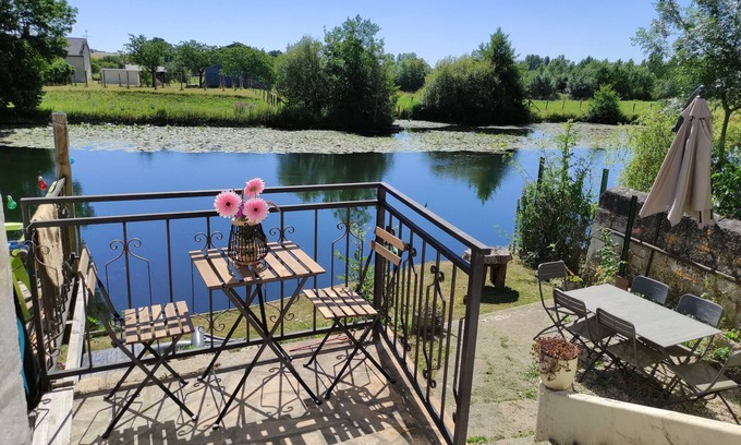 Montoire-sur-le-Loir House | Serenity Awaits: Gîte2 on the Banks of the Loir