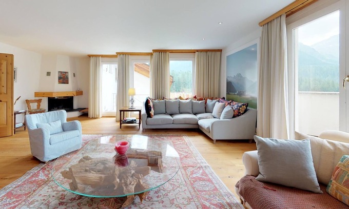 Champfer Apartment | Indulge in Relaxation at Our Duplex Apartment Retreat