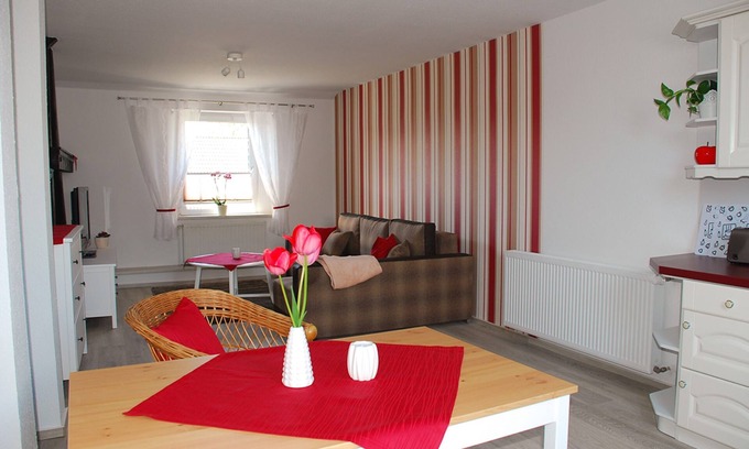 Beeskow Apartment | Tranquil Country Retreat by the Spree with Pool & Breakfast