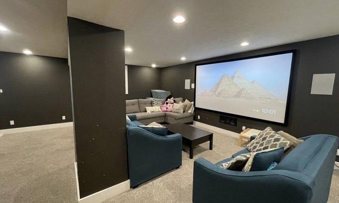 Bloomington House | Inviting 4 Bedroom Retreat with Theater and Large Deck