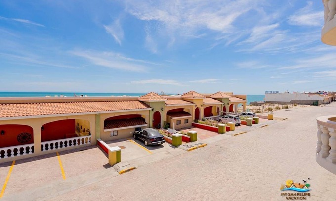 Villas de Las Palmas Condo | Idyllic Beachside Getaway at Jerry's Condo 2