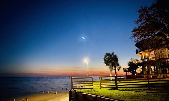 Ocean Springs House | Serene Boho Beach Home with Ocean View & Pet-Friendly Stay