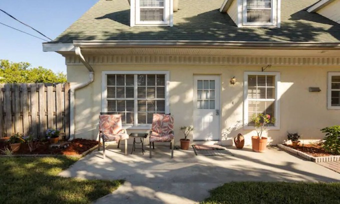 South Bradenton House | Inviting Bradenton Guesthouse with Oceanfront Views
