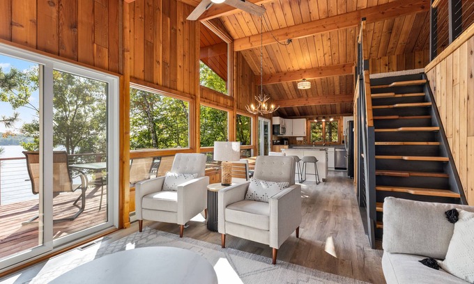 Cushing Cabin | Idyllic Cabin Retreat with Lakeside Firepit & Stunning Views