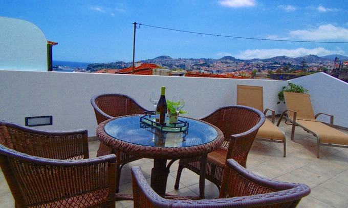 Santa Maria Maior House | Serene Casa do Atlântico with Oceanfront Views in Funchal