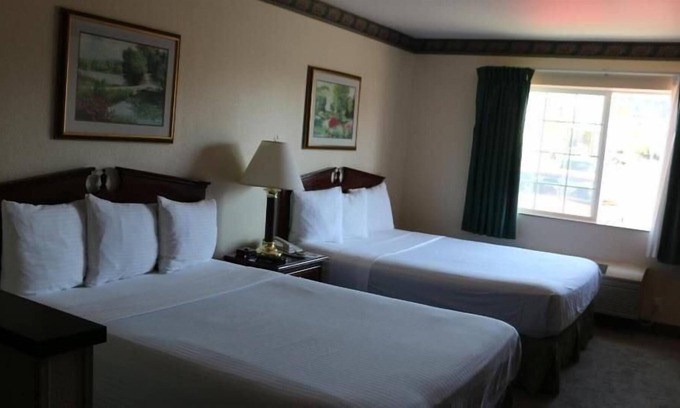 Kelso House | Relaxing Getaway in GuestHouse Kelso Longview! 3 Great Units, Free Parking
