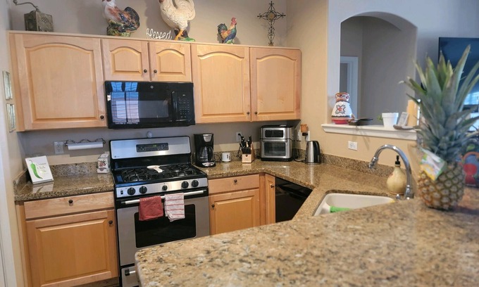 South Mountain House | Tranquil Retreat on the Golf Course with Family Amenities