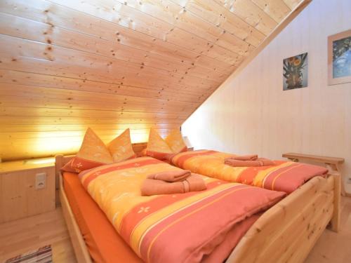 Schleusegrund House | Charming Farmhouse Retreat in Langenbach by the Lake